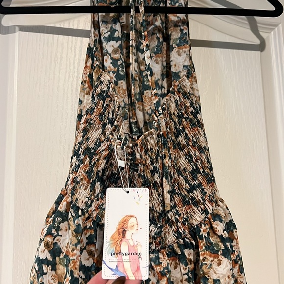 NWT size L halter dress - Picture 4 of 4